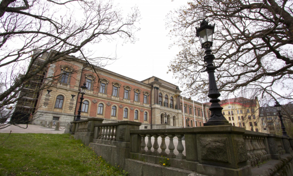 Totalt har 181 854 sökande antagits till vårens högskoleutbildningar.
